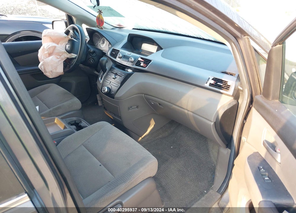 2011 HONDA ODYSSEY EX VIN: 5FNRL5H41BB054480