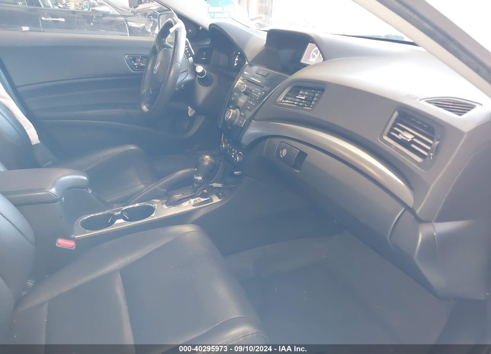 2015 ACURA ILX 2.0L VIN: 19VDE1F37FE001018