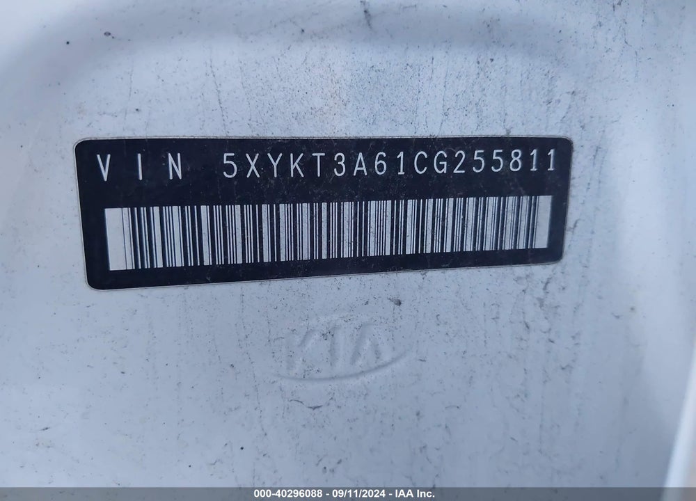2012 KIA SORENTO VIN: 5XYKT3A61CG255811
