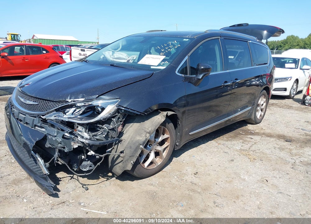 2017 CHRYSLER PACIFICA TOURING L PLUS VIN: 2C4RC1EG3HR633667