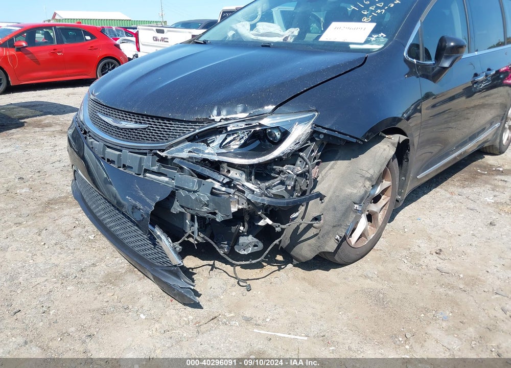 2017 CHRYSLER PACIFICA TOURING L PLUS VIN: 2C4RC1EG3HR633667
