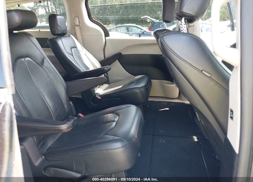2017 CHRYSLER PACIFICA TOURING L PLUS VIN: 2C4RC1EG3HR633667
