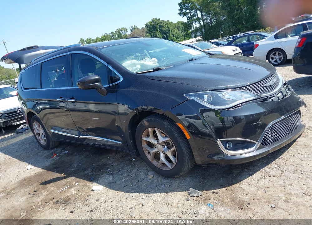 2017 CHRYSLER PACIFICA TOURING L PLUS VIN: 2C4RC1EG3HR633667