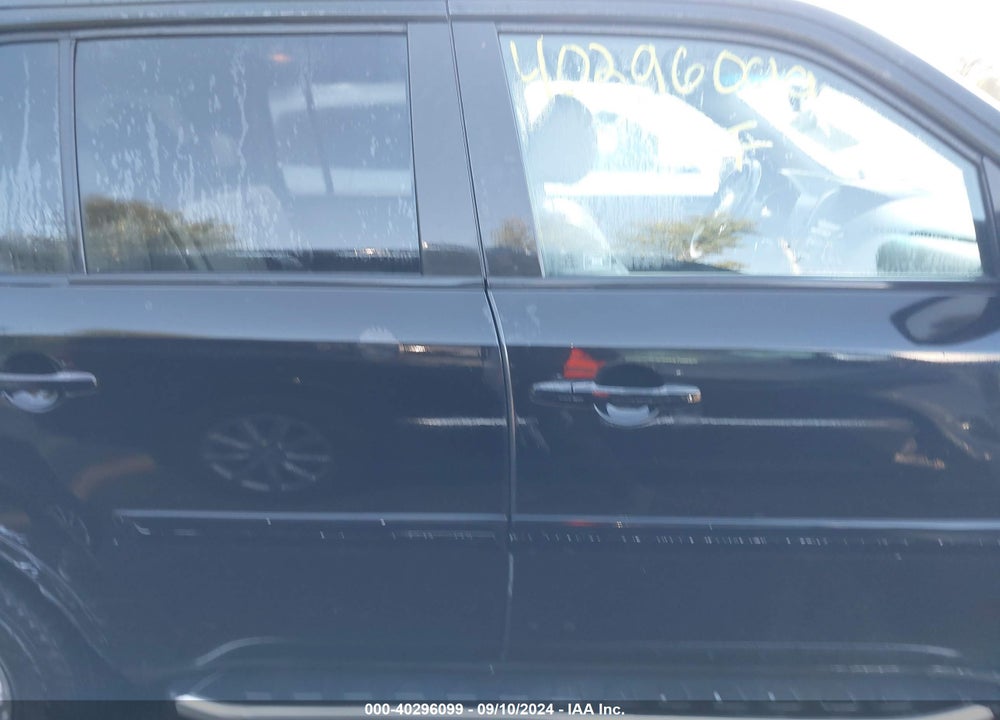 2011 HONDA PILOT EX-L VIN: 5FNYF4H50BB023386