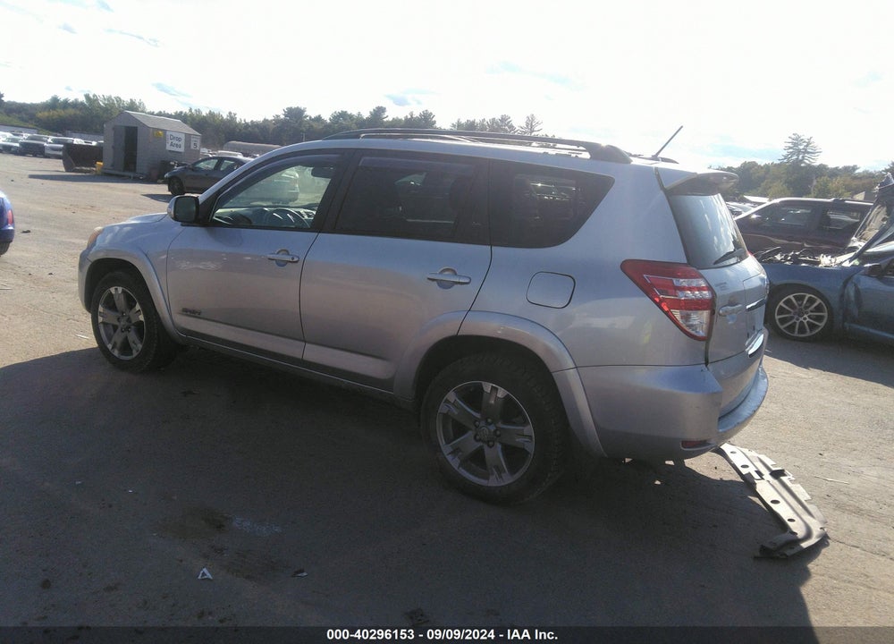 2011 TOYOTA RAV4 VIN: JTMRF4DVXB5044967