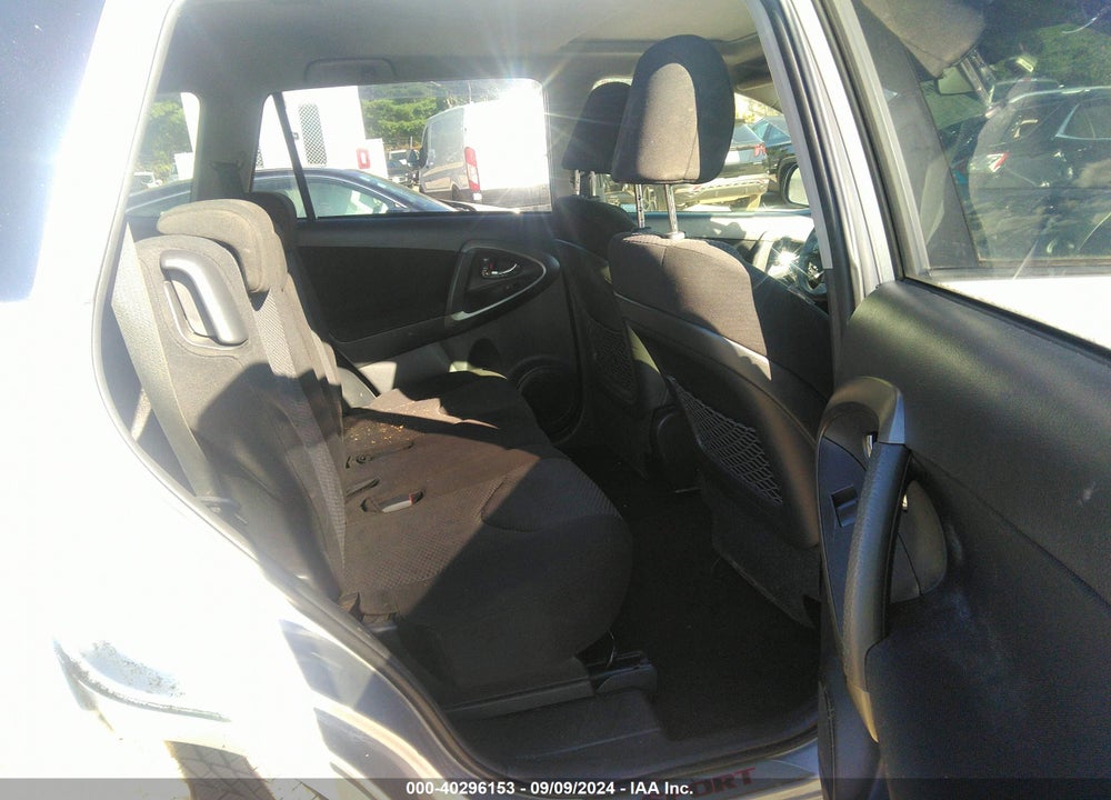 2011 TOYOTA RAV4 VIN: JTMRF4DVXB5044967