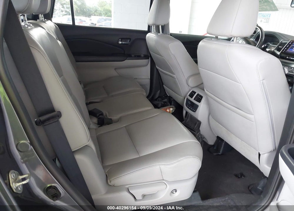 2017 HONDA PILOT EX-L VIN: 5FNYF5H50HB037447