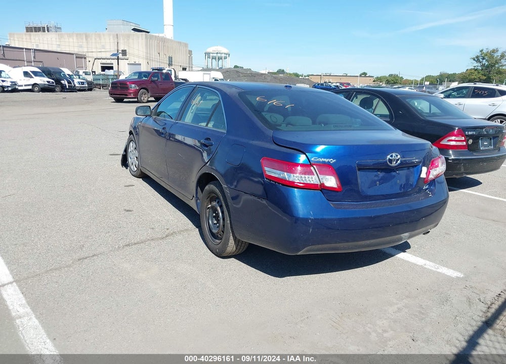 2011 TOYOTA CAMRY LE VIN: 4T1BF3EK6BU643060