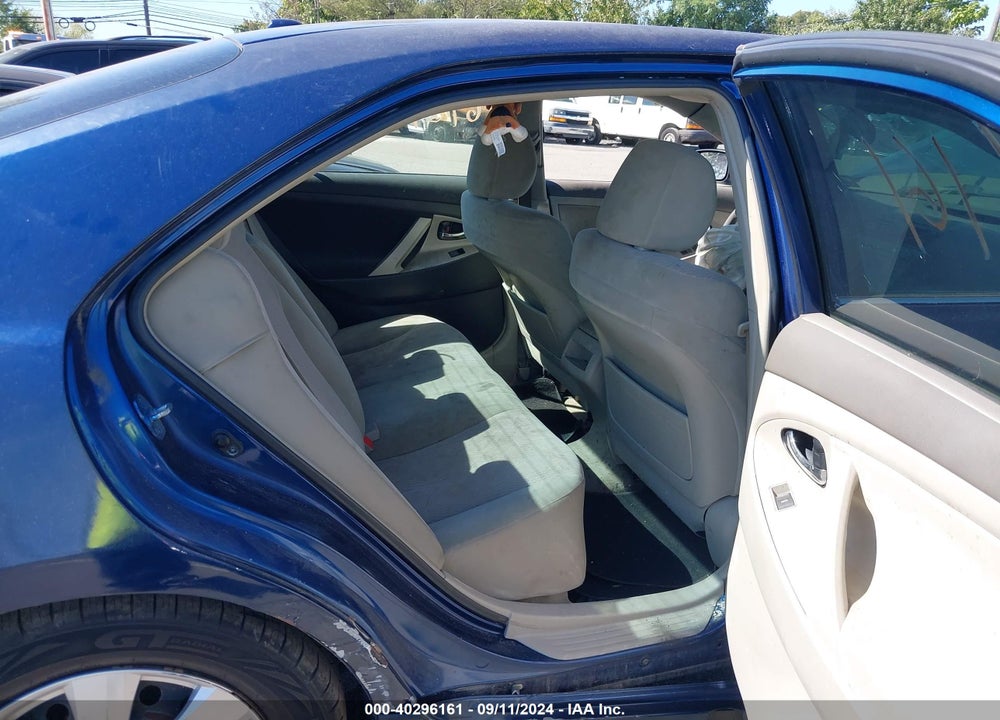 2011 TOYOTA CAMRY LE VIN: 4T1BF3EK6BU643060