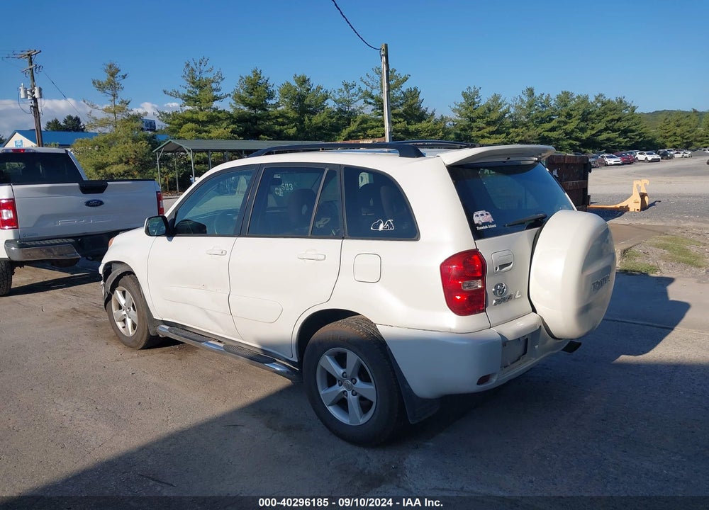 2005 TOYOTA RAV4 VIN: JTEHD20V450052555