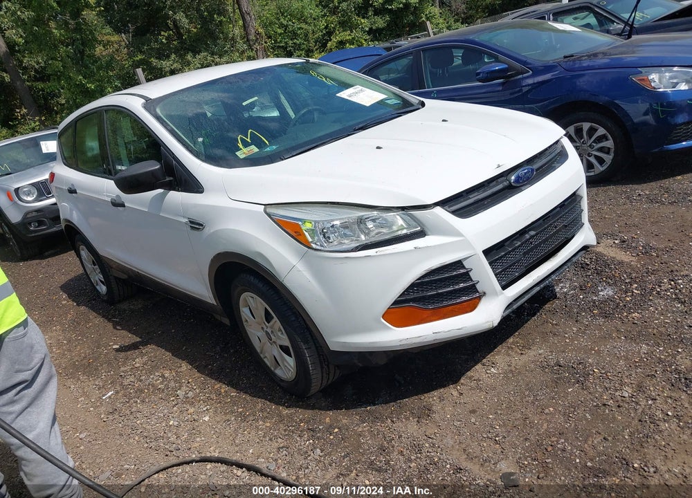 2014 FORD ESCAPE S VIN: 1FMCU0F78EUB56143