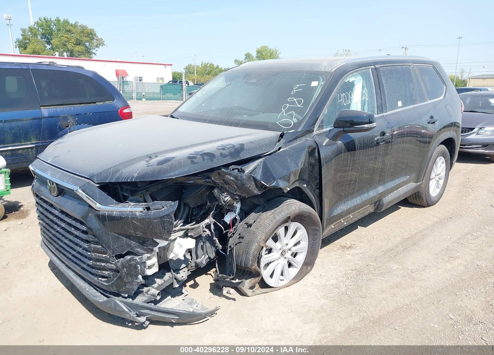 2024 TOYOTA GRAND HIGHLANDER XLE VIN: 5TDAAAB53RS039899
