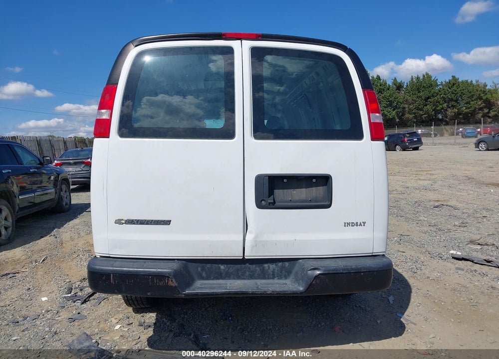 2020 CHEVROLET EXPRESS CARGO RWD 2500 REGULAR WHEELBASE WT VIN: 1GCWGAFP1L1149371