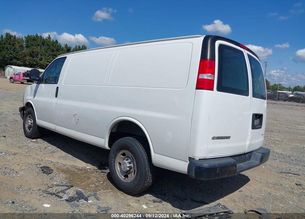 2020 CHEVROLET EXPRESS CARGO RWD 2500 REGULAR WHEELBASE WT VIN: 1GCWGAFP1L1149371
