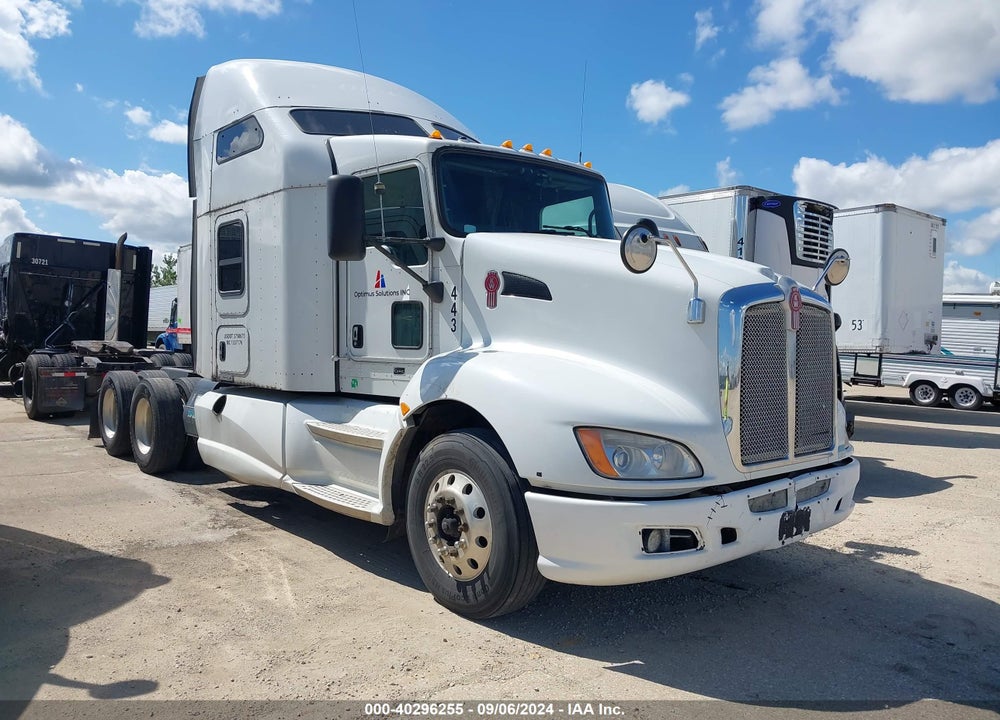 2012 KENWORTH CONSTRUCTION T660 VIN: 1XKAA49X3CJ287443