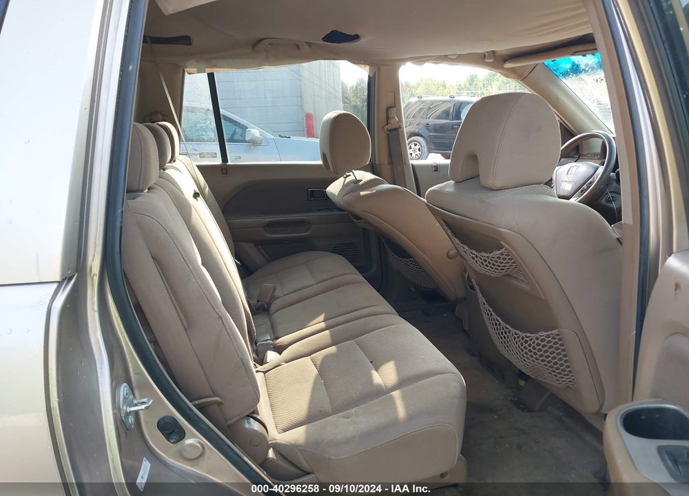 2006 HONDA PILOT EX VIN: 5FNYF28416B023432