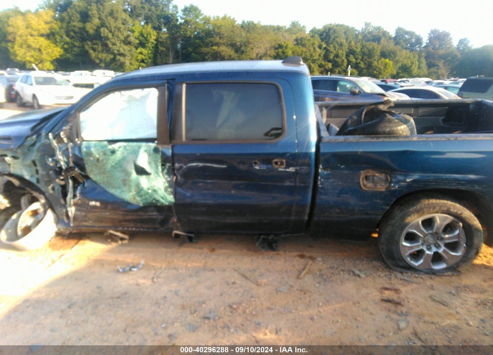 2021 RAM 1500 BIG HORN 4X4 6'4 BOX VIN: 1C6SRFMT9MN623817