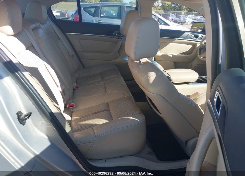 2009 LINCOLN MKS VIN: 1LNHM93R19G605022