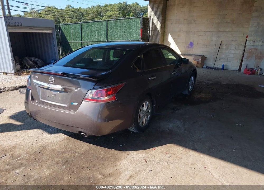 2014 NISSAN ALTIMA VIN: 1N4AL3AP5EN261312