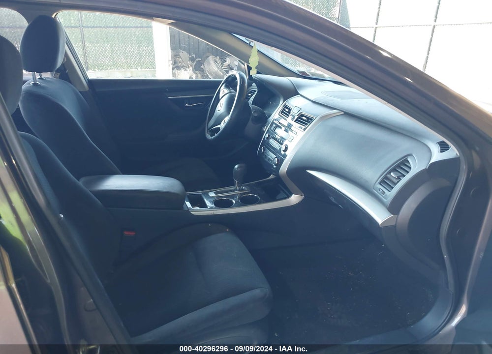 2014 NISSAN ALTIMA VIN: 1N4AL3AP5EN261312