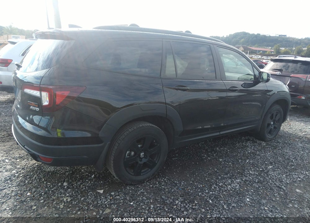2022 HONDA PILOT AWD TRAILSPORT VIN: 5FNYF6H85NB046320