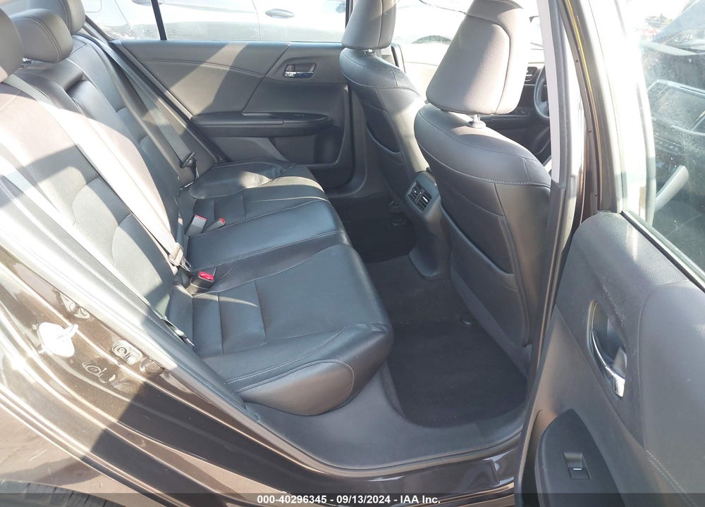 2016 HONDA ACCORD EX-L VIN: 1HGCR2F85GA052256
