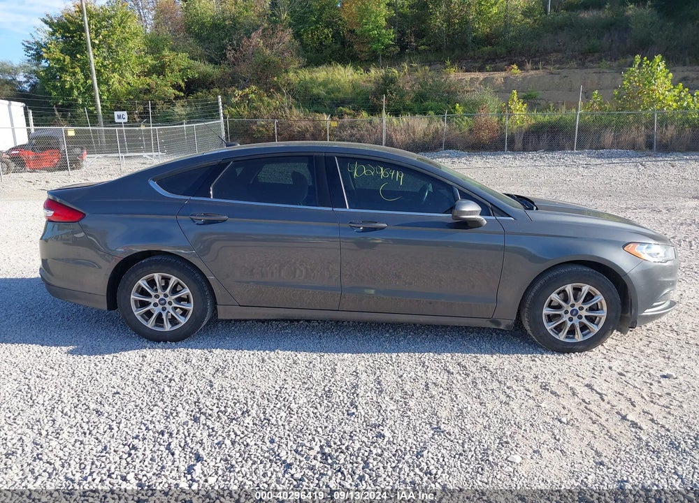 2017 FORD FUSION S VIN: 3FA6P0G74HR123679