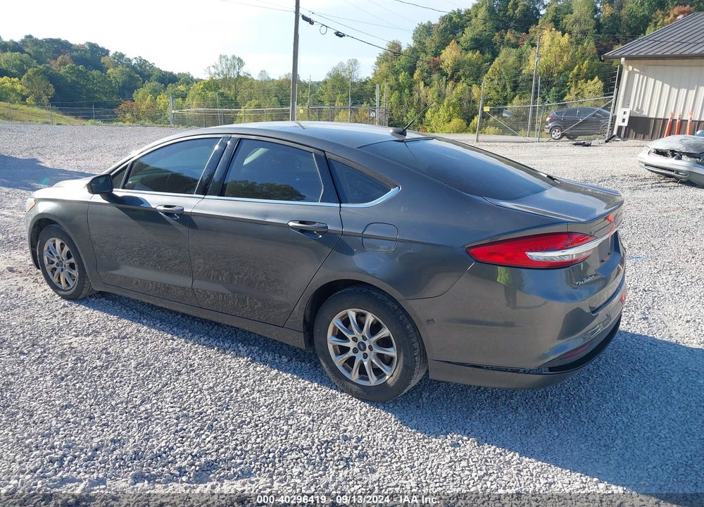 2017 FORD FUSION S VIN: 3FA6P0G74HR123679