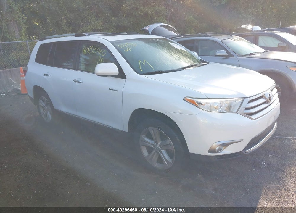 2013 TOYOTA HIGHLANDER LIMITED V6 VIN: 5TDDK3EH7DS195304