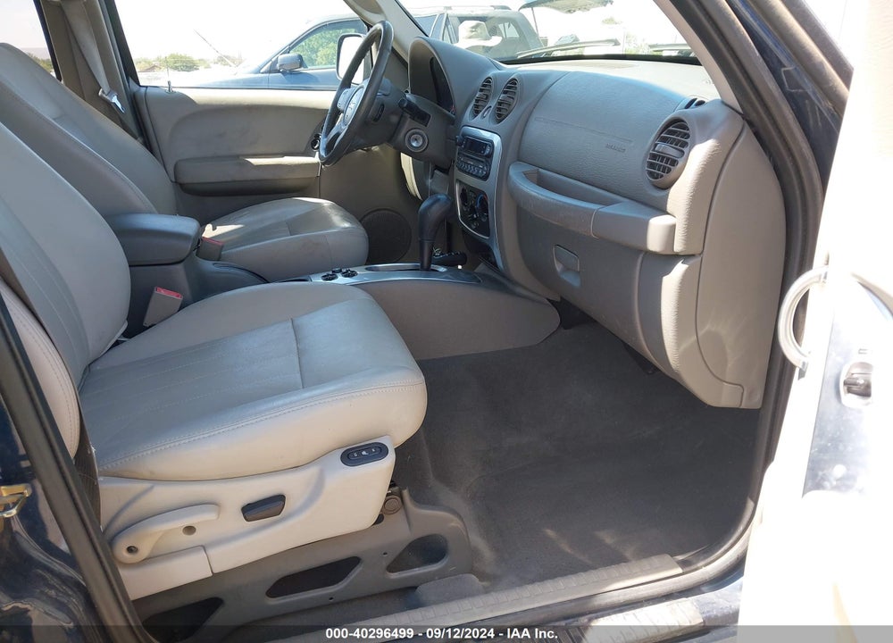 2005 JEEP LIBERTY LIMITED EDITION VIN: 1J8GL58K25W547986