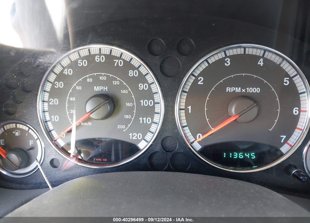 2005 JEEP LIBERTY LIMITED EDITION VIN: 1J8GL58K25W547986