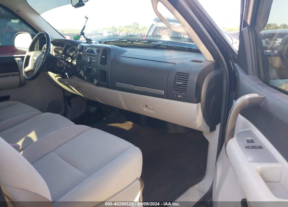 2007 CHEVROLET SILVERADO 1500 LT1 VIN: 1GCEK19057Z646035