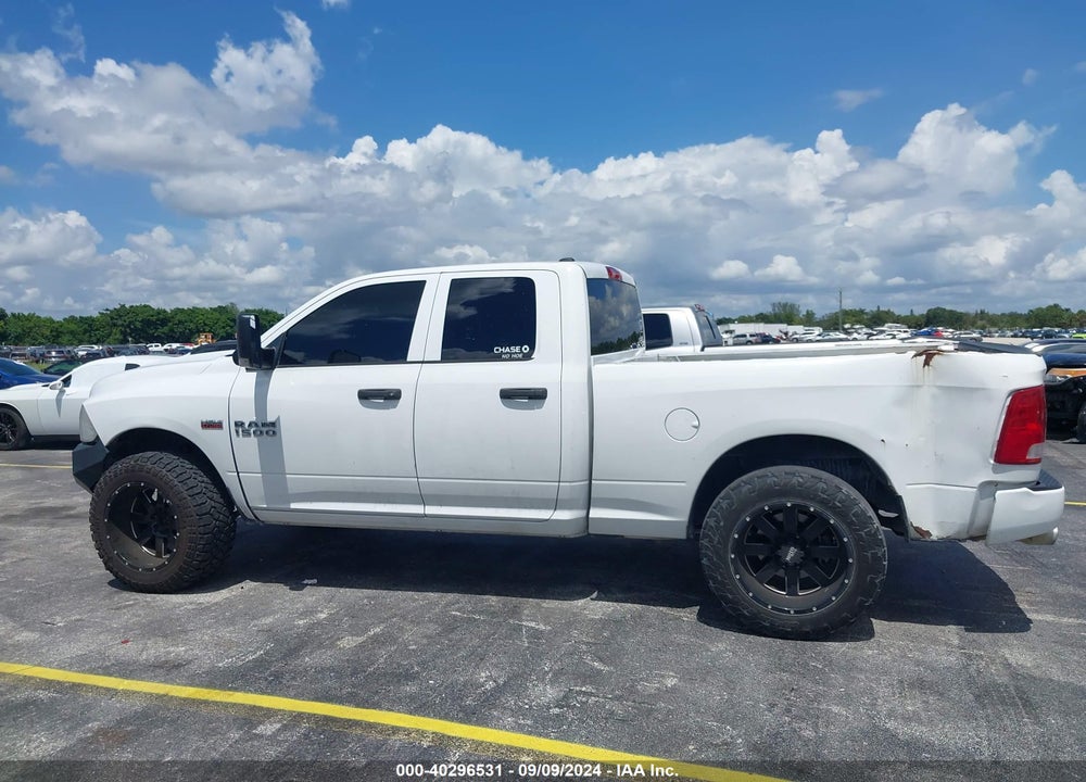2016 RAM 1500 EXPRESS VIN: 1C6RR7FT0GS310291