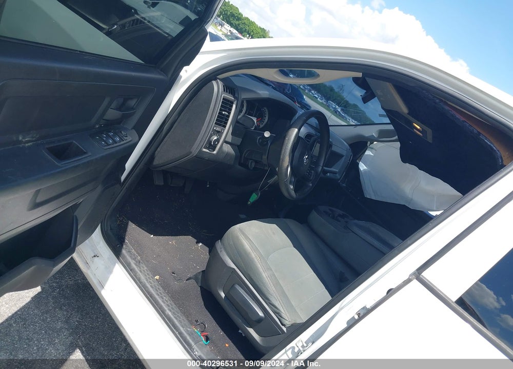 2016 RAM 1500 EXPRESS VIN: 1C6RR7FT0GS310291