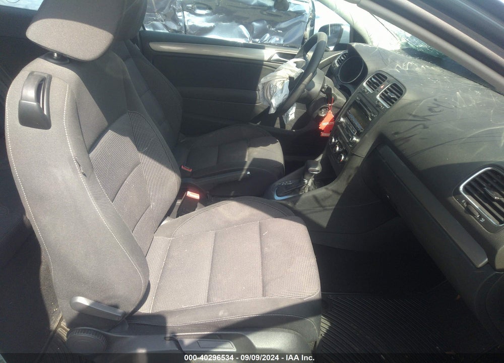 2011 VOLKSWAGEN GOLF 2.5L 2-DOOR VIN: WVWBA7AJ6BW010196