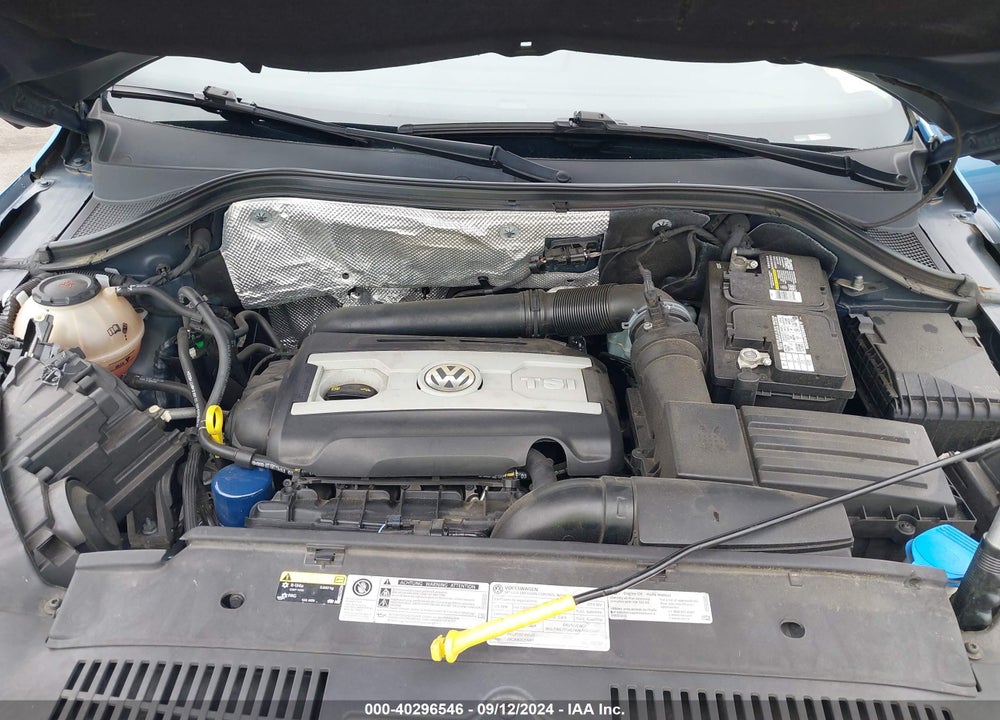2018 VOLKSWAGEN TIGUAN LIMITED 2.0T VIN: WVGAV7AX5JK000409