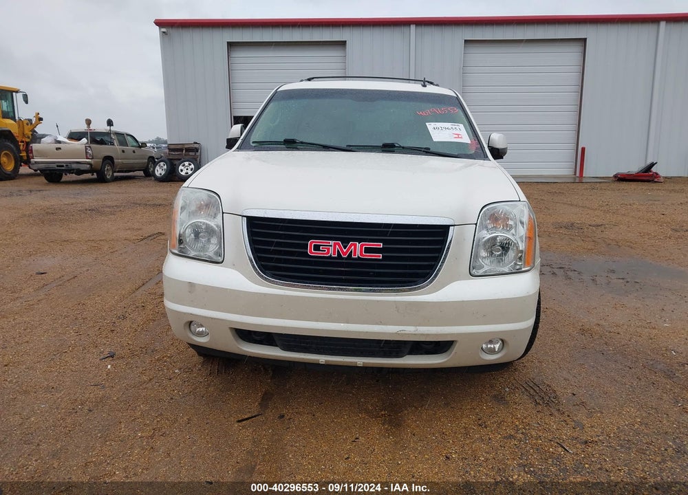2014 GMC YUKON SLT VIN: 1GKS1CE07ER210571