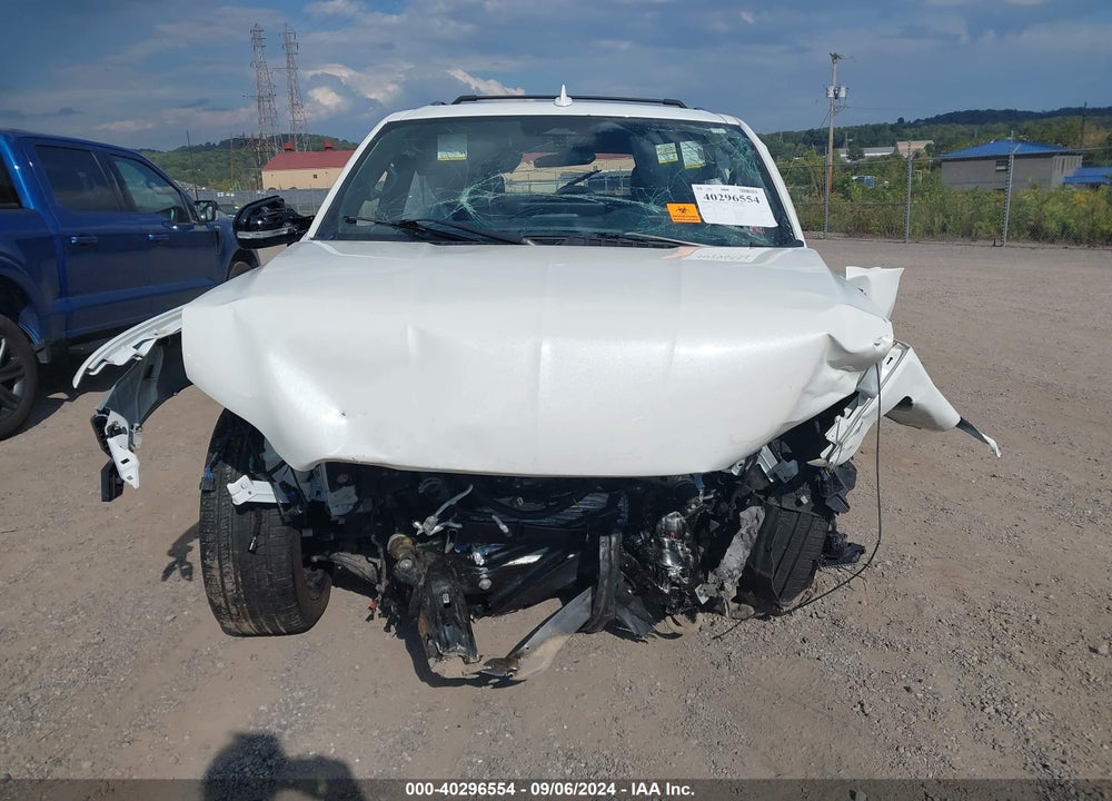 2023 LINCOLN NAVIGATOR RESERVE L VIN: 5LMJJ3LG5PEL06385