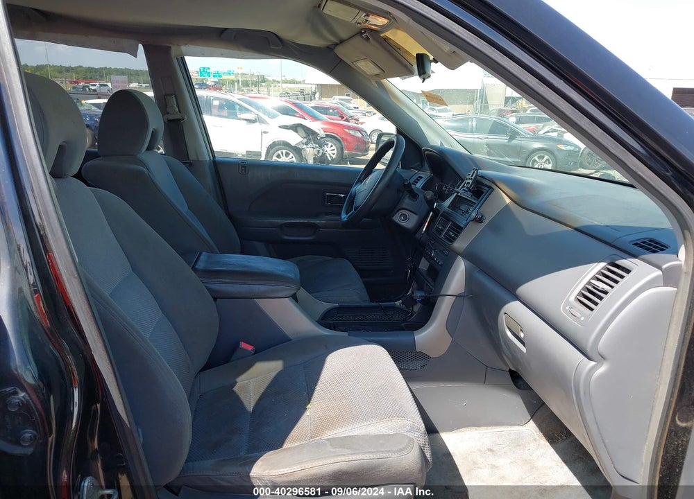 2006 HONDA PILOT EX VIN: 5FNYF28476B026500