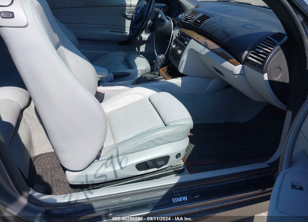 2009 BMW 128I VIN: WBAUL73539VJ77017