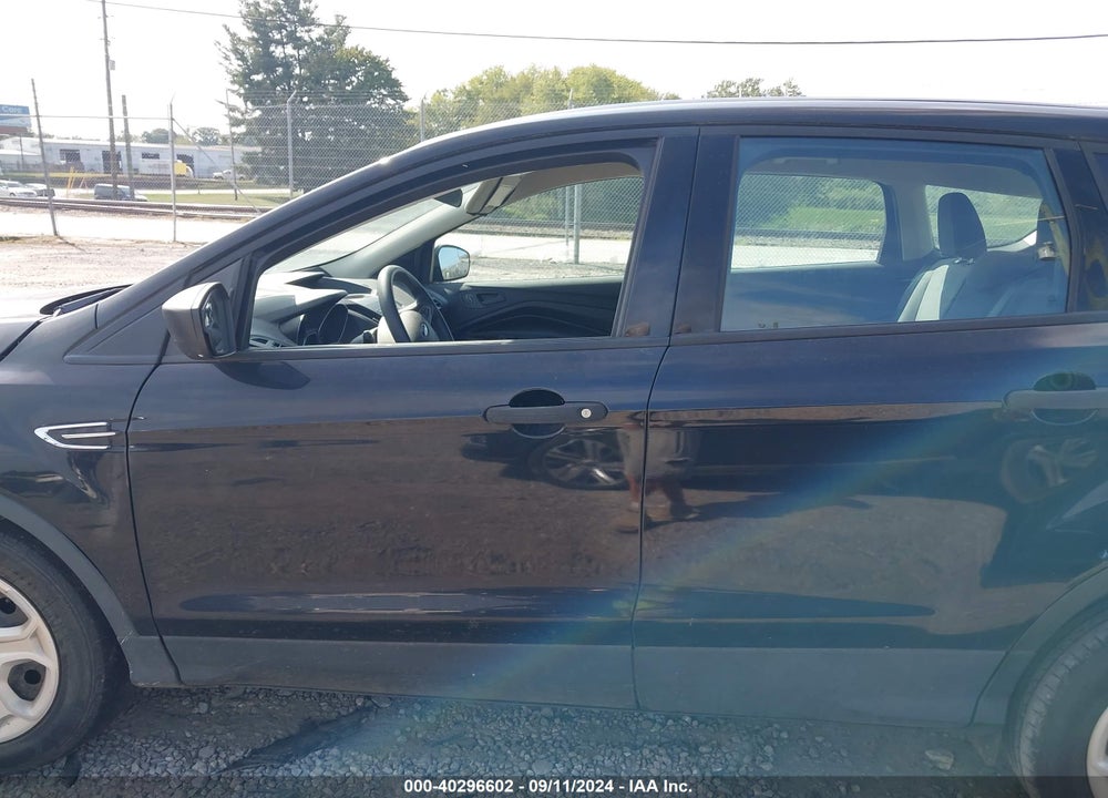 2019 FORD ESCAPE S VIN: 1FMCU0F72KUA88563