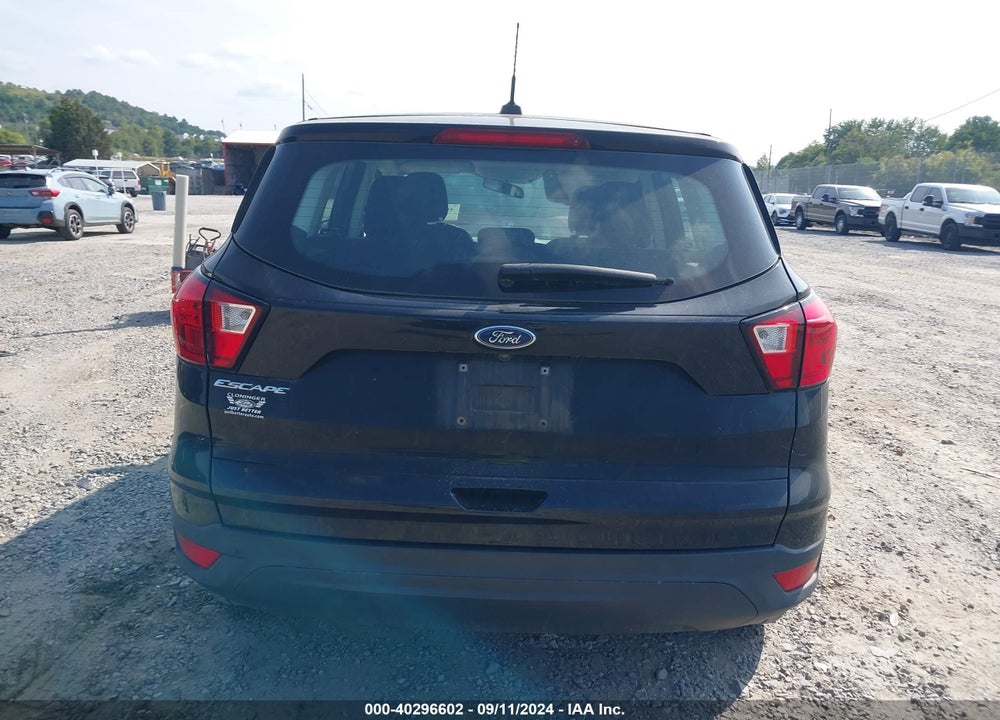 2019 FORD ESCAPE S VIN: 1FMCU0F72KUA88563