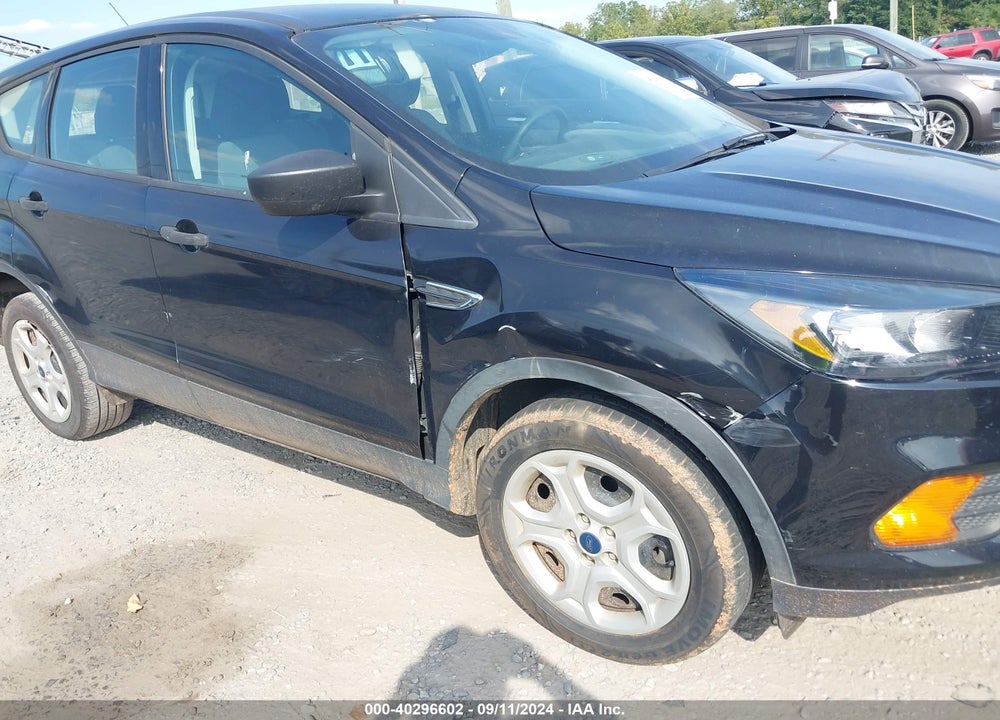 2019 FORD ESCAPE S VIN: 1FMCU0F72KUA88563