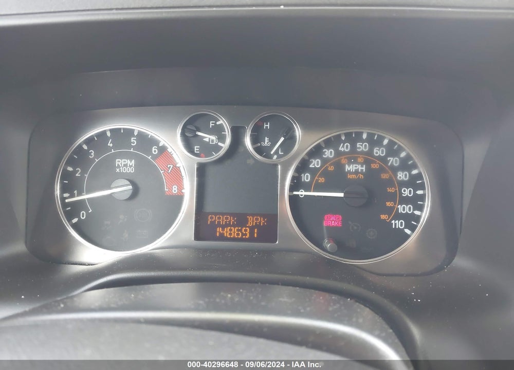 2007 HUMMER H3 SUV VIN: 5GTDN13E678140039