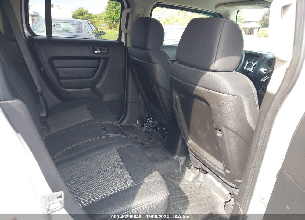 2007 HUMMER H3 SUV VIN: 5GTDN13E678140039