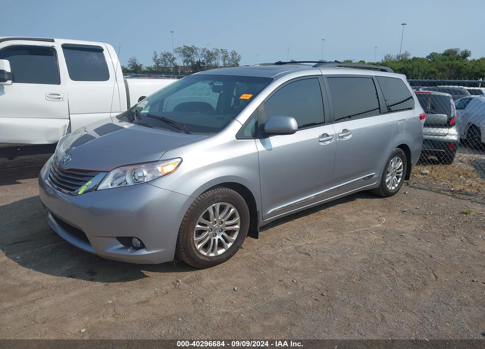 2011 TOYOTA SIENNA XLE V6 VIN: 5TDYK3DC9BS077825