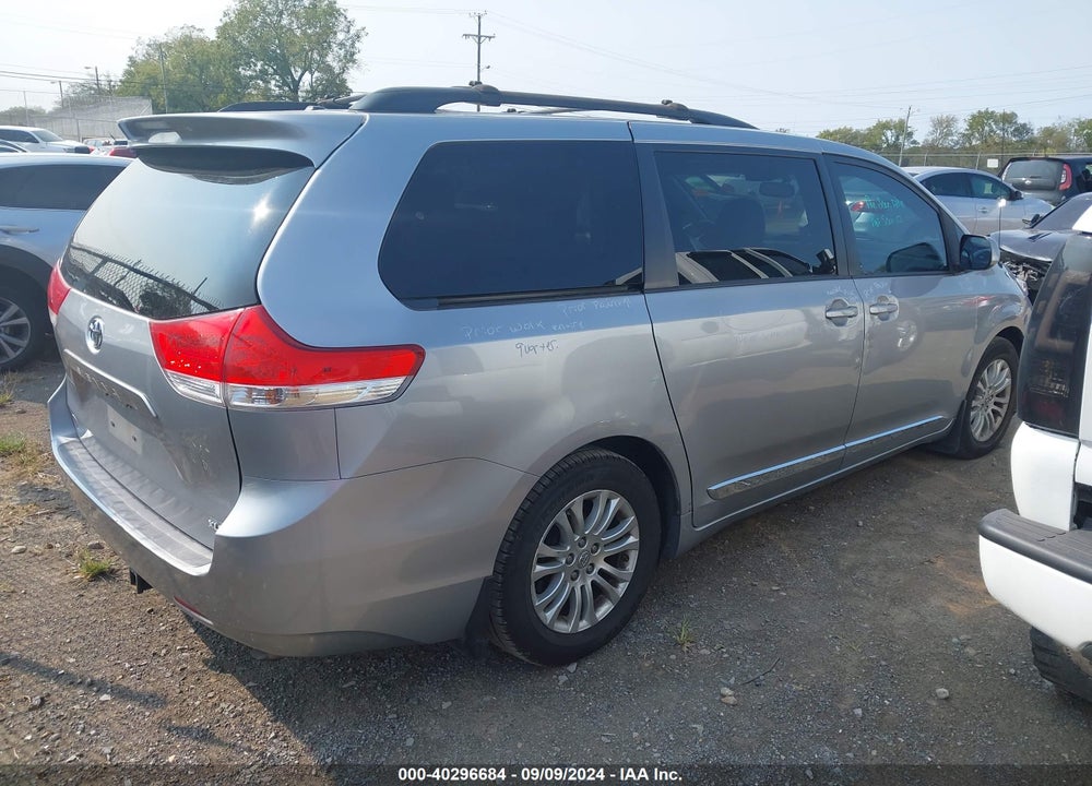 2011 TOYOTA SIENNA XLE V6 VIN: 5TDYK3DC9BS077825
