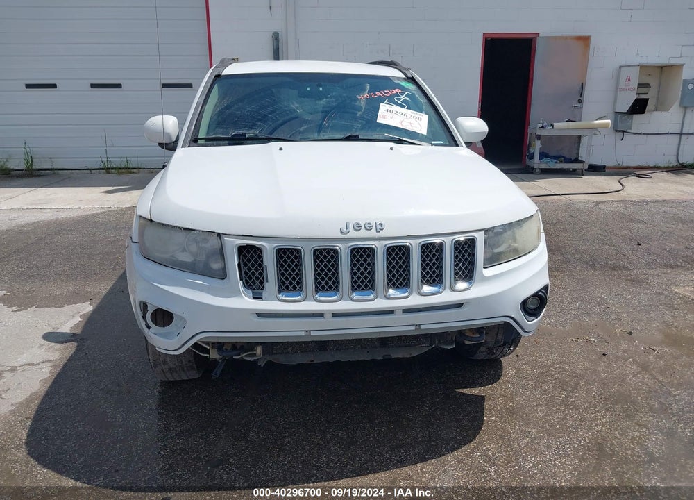 2016 JEEP COMPASS LATITUDE VIN: 1C4NJDEB4GD542614