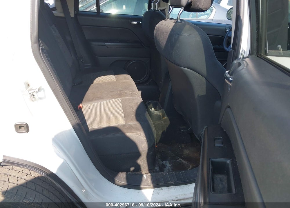 2011 JEEP COMPASS VIN: 1J4NT1FA5BD175014
