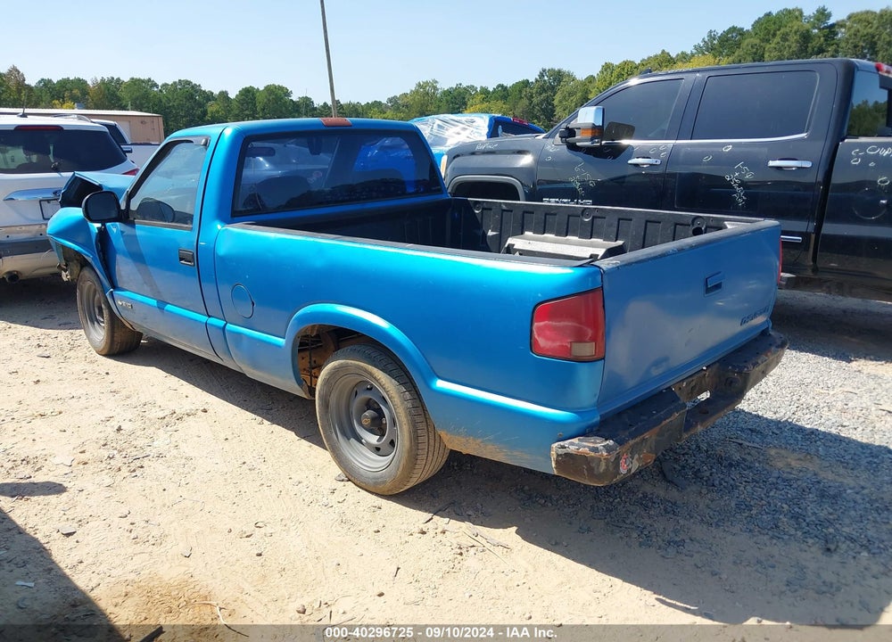 1994 CHEVROLET S TRUCK S10 VIN: 1GCCS1446R8179881